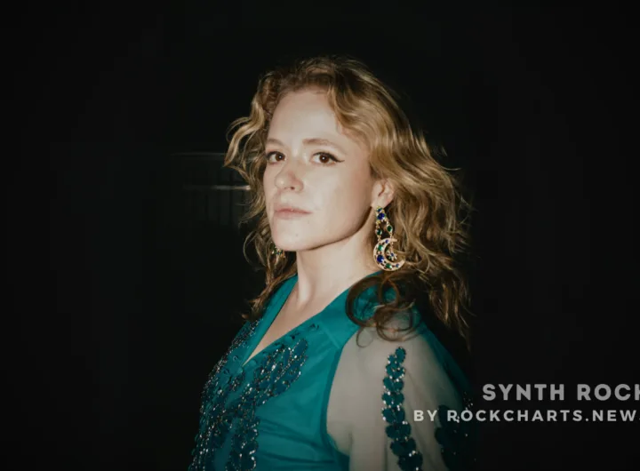 LEXI BERG releasing Lonely Satellite