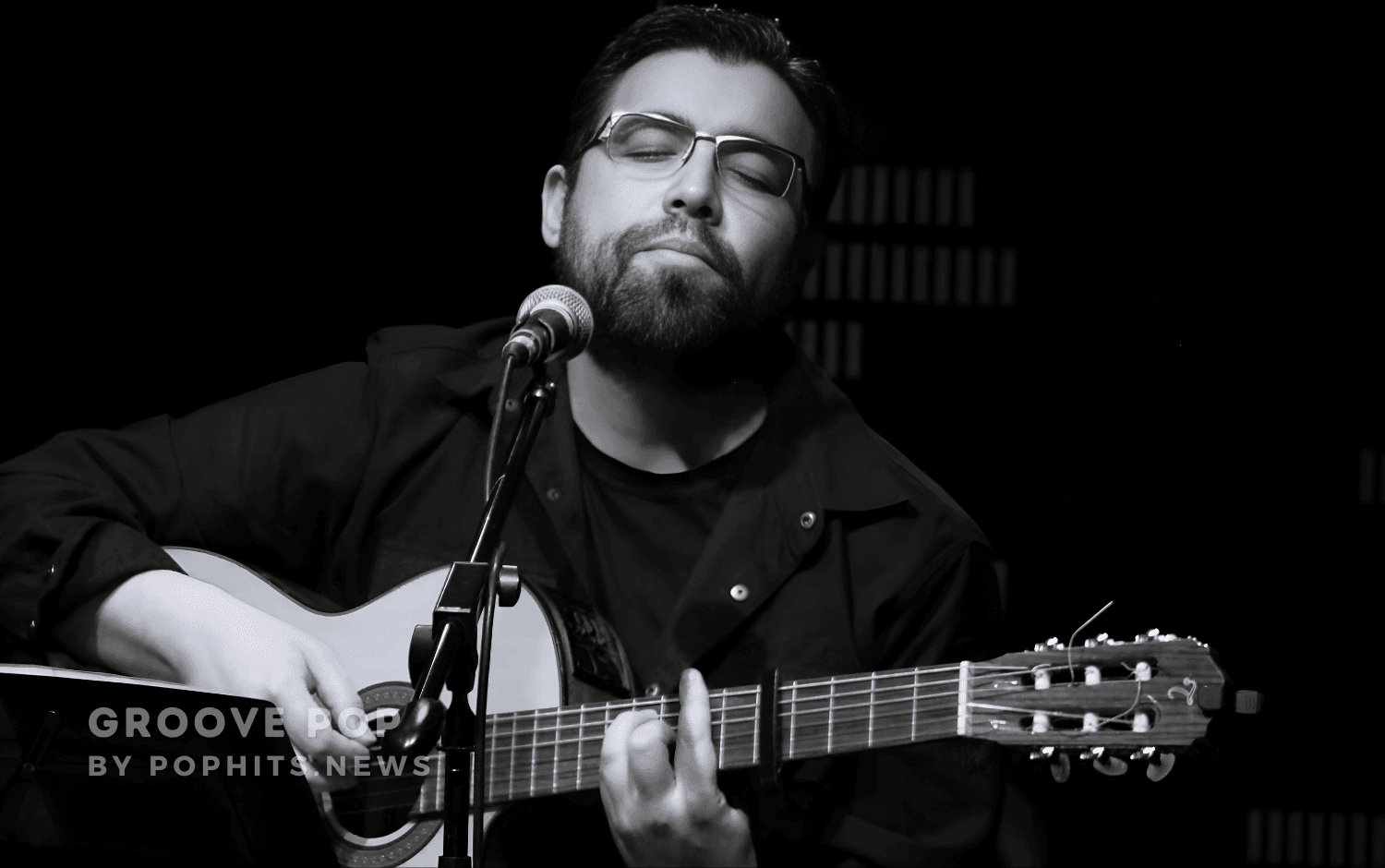 Patricio Anabalon releasing Lámpara de Aceite