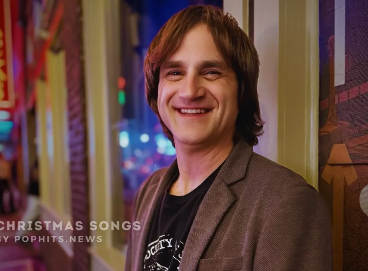 Maverick Smith releasing Christmas EP