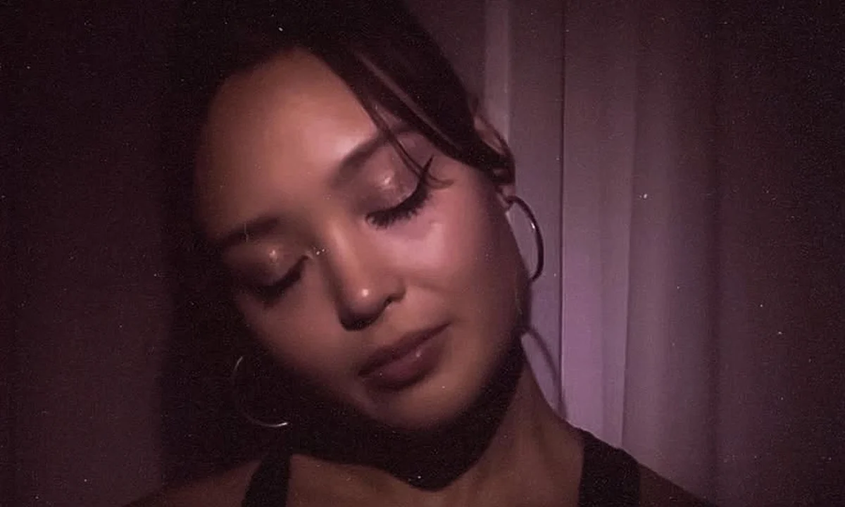 Savannah Strand's "Tease Me" Is the Confident Pop-Afrobeats Anthem Your Playlist Needs