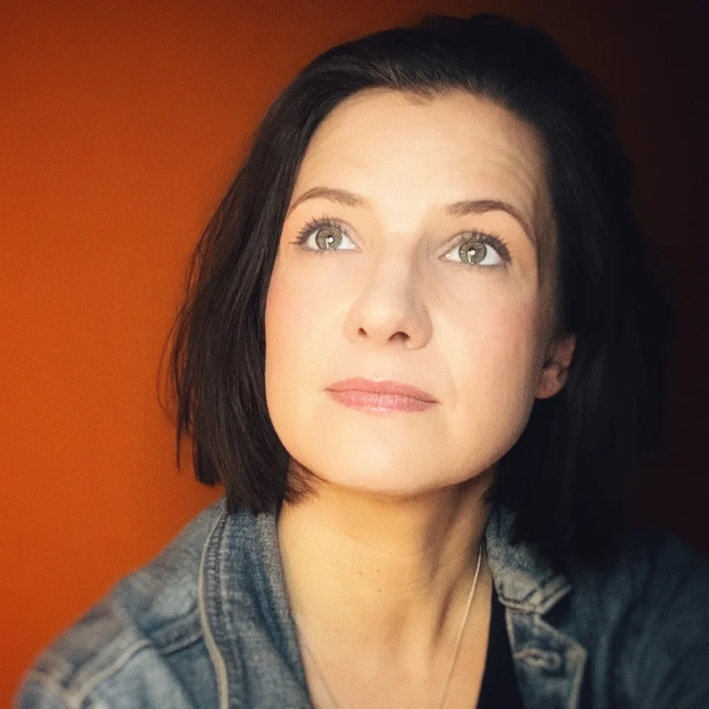 Cinematic Christian Pop Hits No. 1: Hanna Maria's 'I Give It All to You'