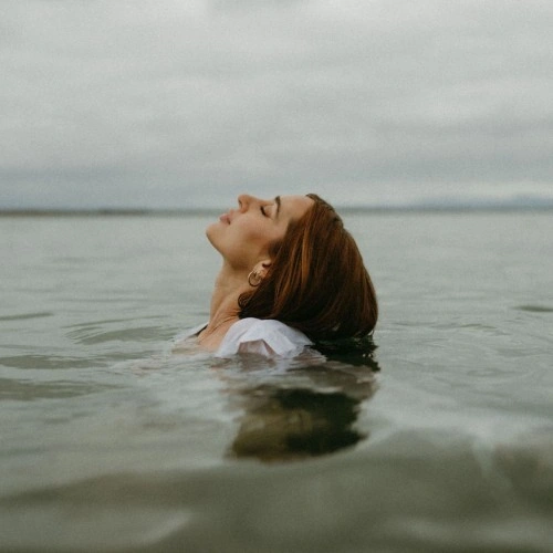 Wise One Is Erin's Patient Blend of Ambient, Art Pop and Alternative Pop