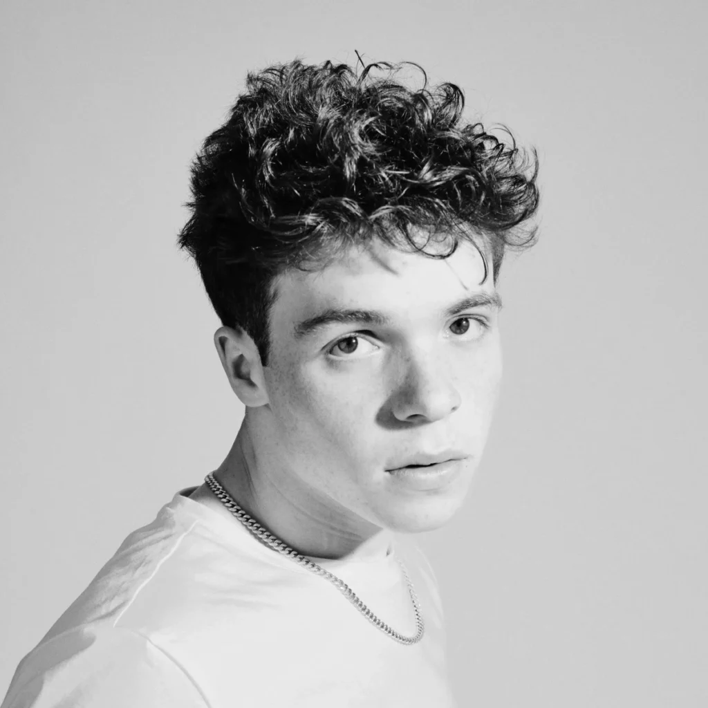 "Piece of Me" Keeps Eli Golden in Commercial Pop Rotation a Year After Release