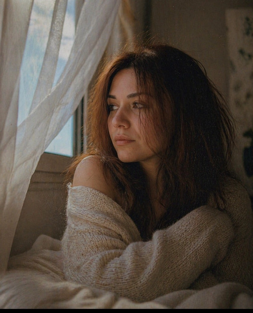 Saasz Turns Waiting Into Dream Pop Freedom on New Single Clock
