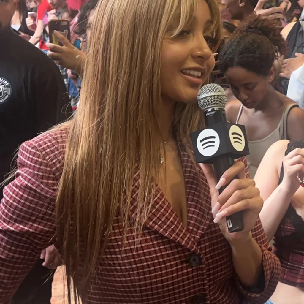 Zara Larsson Waited a Year to Sing Stateside With PinkPantheress