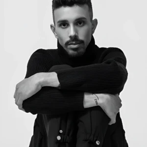 Maicol Cavestro Lands the Hook on Accetto Chi Sono, Then Hands the Second Chorus to Spoken Word