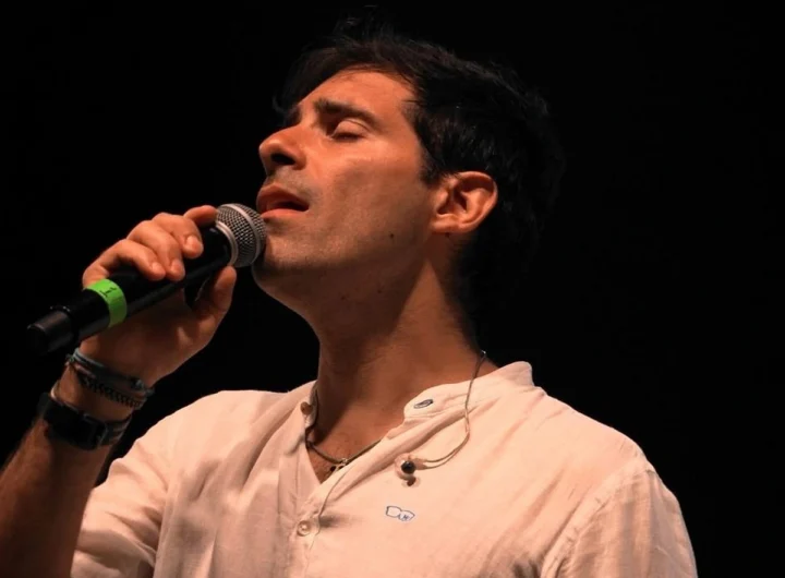 Michele Simonelli Lands the Hook on Quanno Nun Parlammo, a Neapolitan Song About Silence