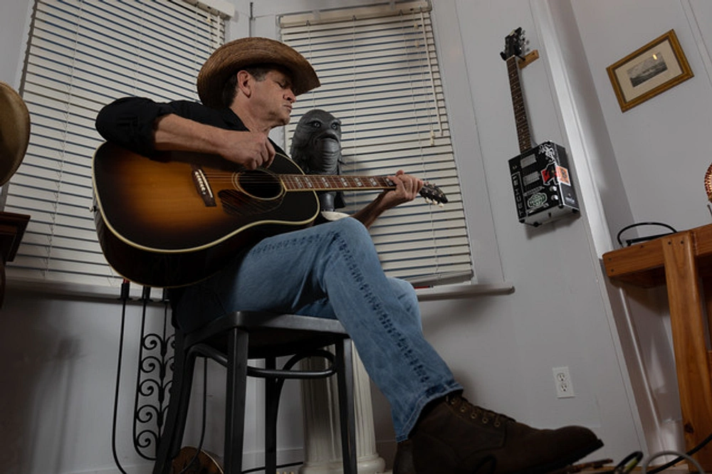 Rayguncarver Everywhere You Go Is Where Youll Be Hangs Its Hook on a Home Vocal Take